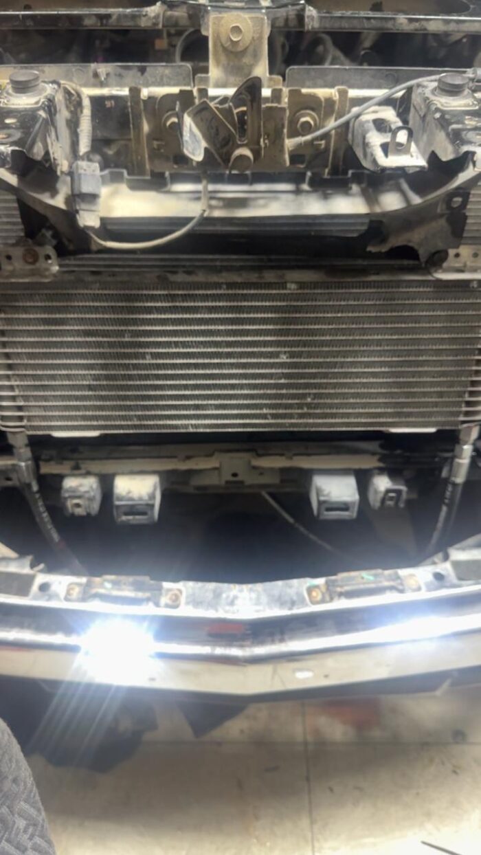 مبرد القير Heavy Duty 40,000 GVW عملية كبس